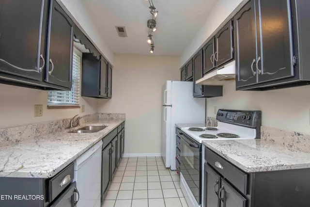 $213,000 | 113 Templeton Road, Unit 7, Knoxville, TN 37918