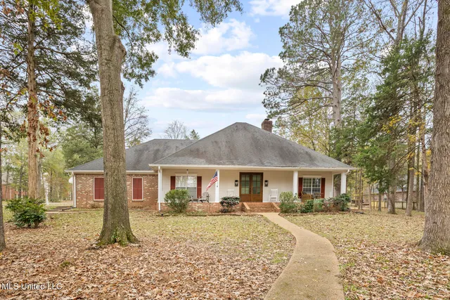 $425,000 | 8 Charleston Avenue, Clinton, MS 39056