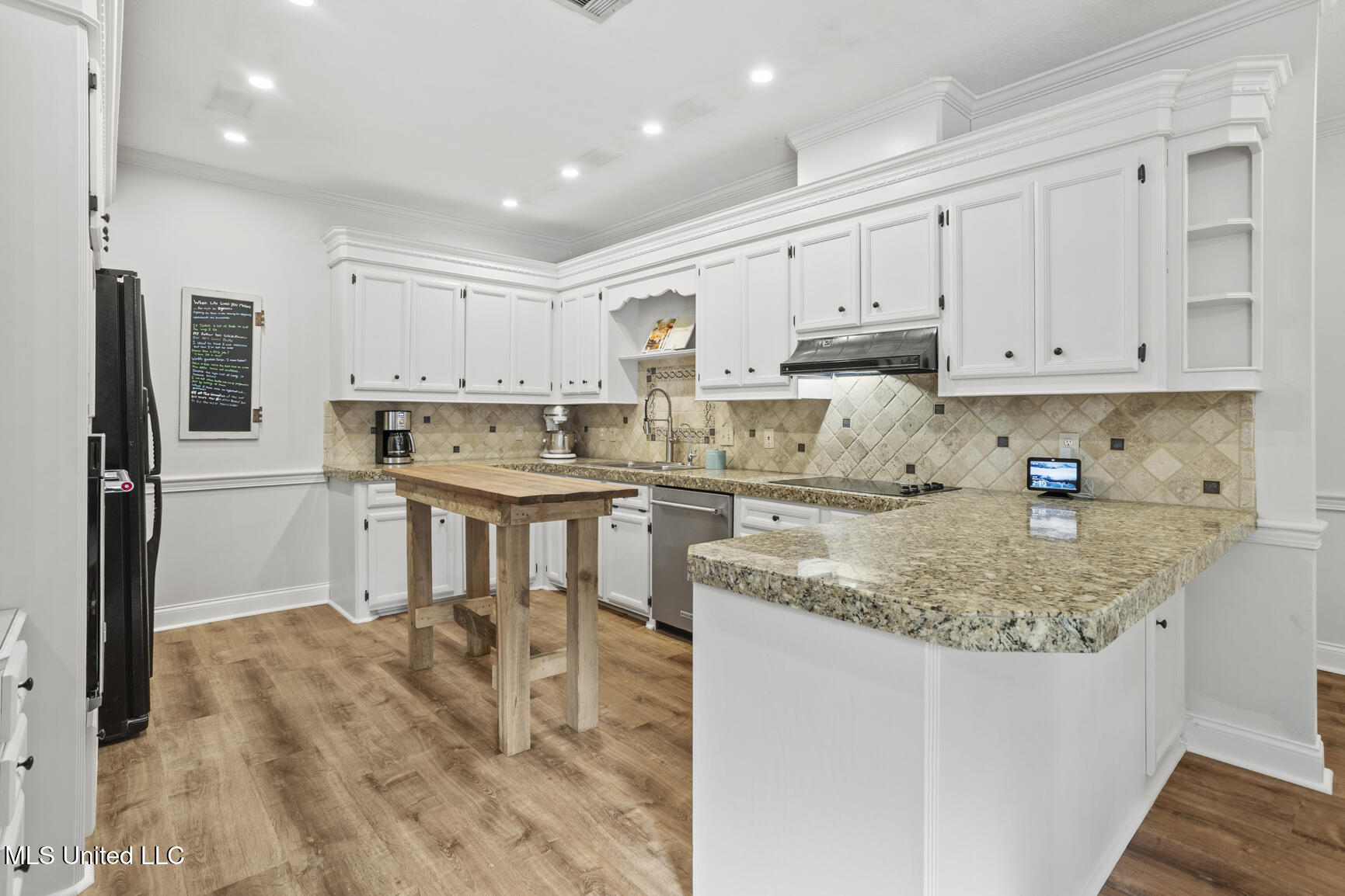 8 Charleston Avenue Clinton, MS 39056 - Photo 9 of 32 8 Charleston-9