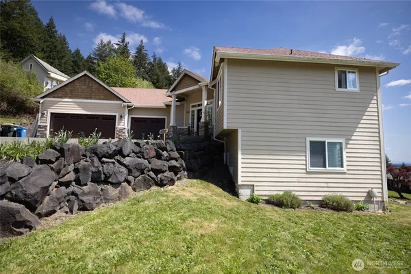 $665,000 | 1895 Southeast Maple Drive, Chehalis, WA 98532