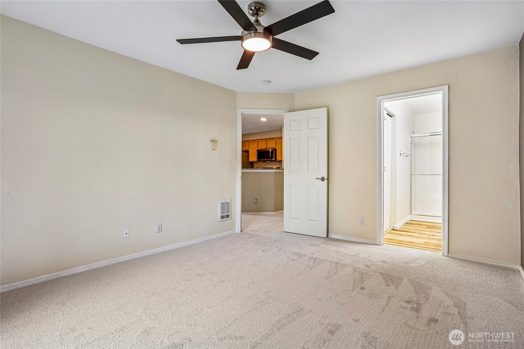 2201 192nd Street Southeast, Unit R205 Bothell, WA 98012 - Photo 15 of 30 Gallery Image 15