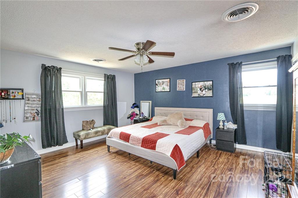 801 Stony Point School Road, Unit 14 Stony Point, NC 28678 - Photo 5 of 36 Gallery Image 5