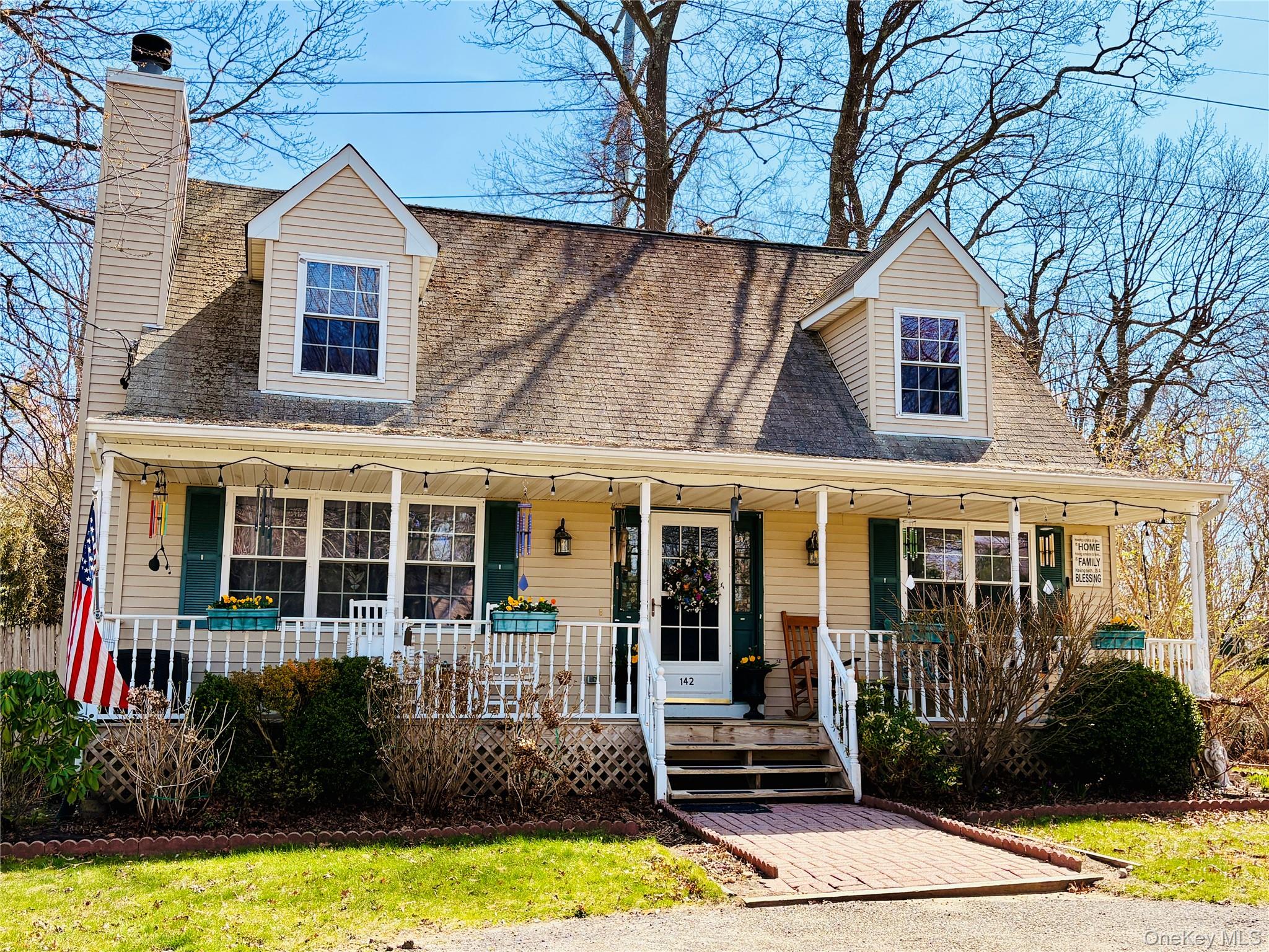 142 King Road Rocky Point, NY 11778 - Photo 1 of 15