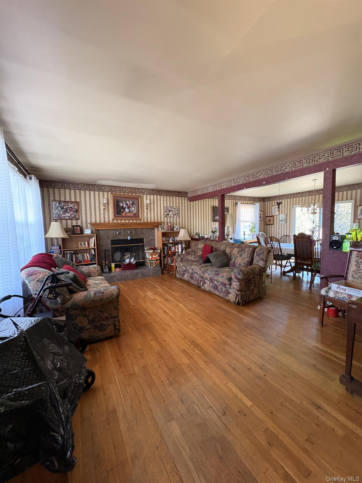 142 King Road Rocky Point, NY 11778 - Photo 13 of 15