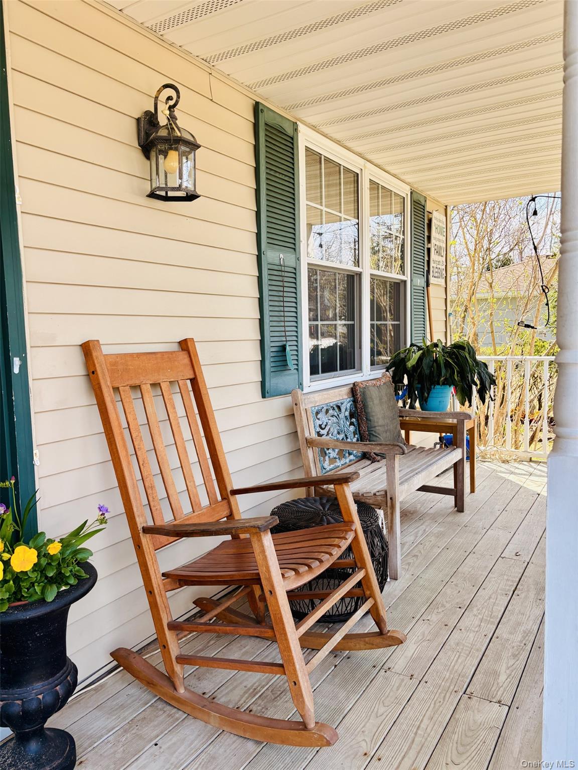 142 King Road Rocky Point, NY 11778 - Photo 5 of 15