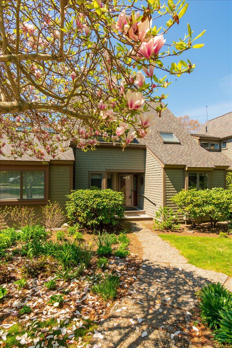 33 Jameson Point Road, Unit 4 Rockland, ME 04841 - Photo 5 of 30 2-Updated Ext Jameson-7
