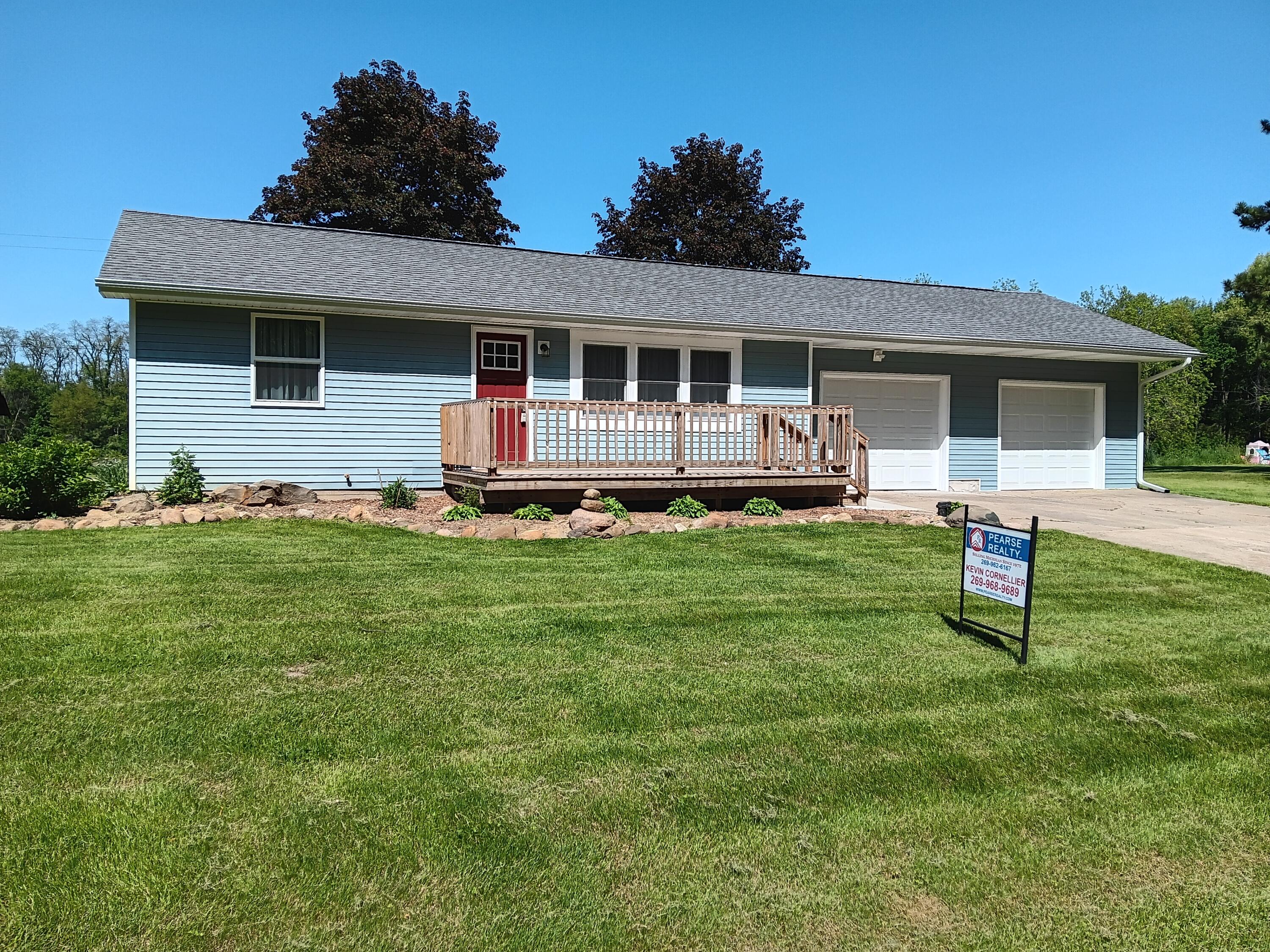 23583 Struwin Road Battle Creek, MI 49017 - Photo 2 of 31 20230525_110533