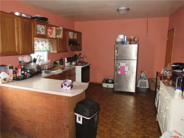 $78,500 | 149 Geneva Street, Lyons, NY 14489