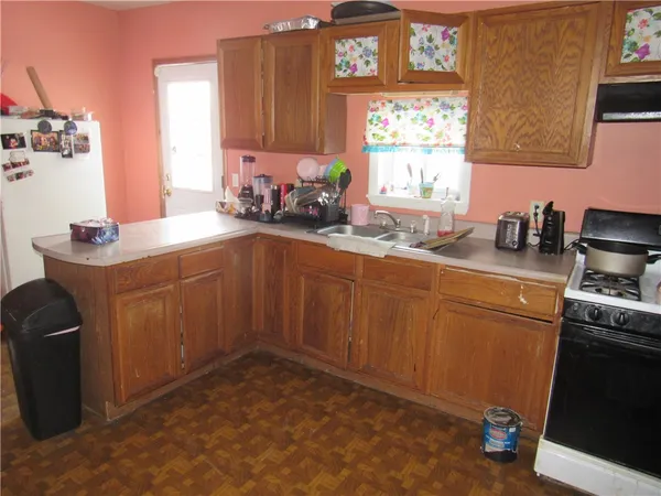 $78,500 | 149 Geneva Street, Lyons, NY 14489