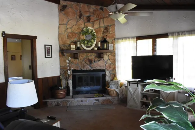 $895,000 | S108W34703 Jacks Bay Road, Mukwonago, WI 53149