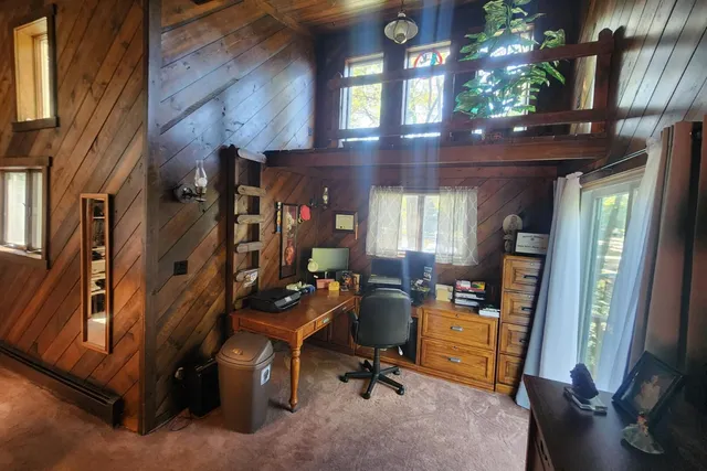 $895,000 | S108W34703 Jacks Bay Road, Mukwonago, WI 53149