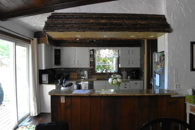 $895,000 | S108W34703 Jacks Bay Road, Mukwonago, WI 53149