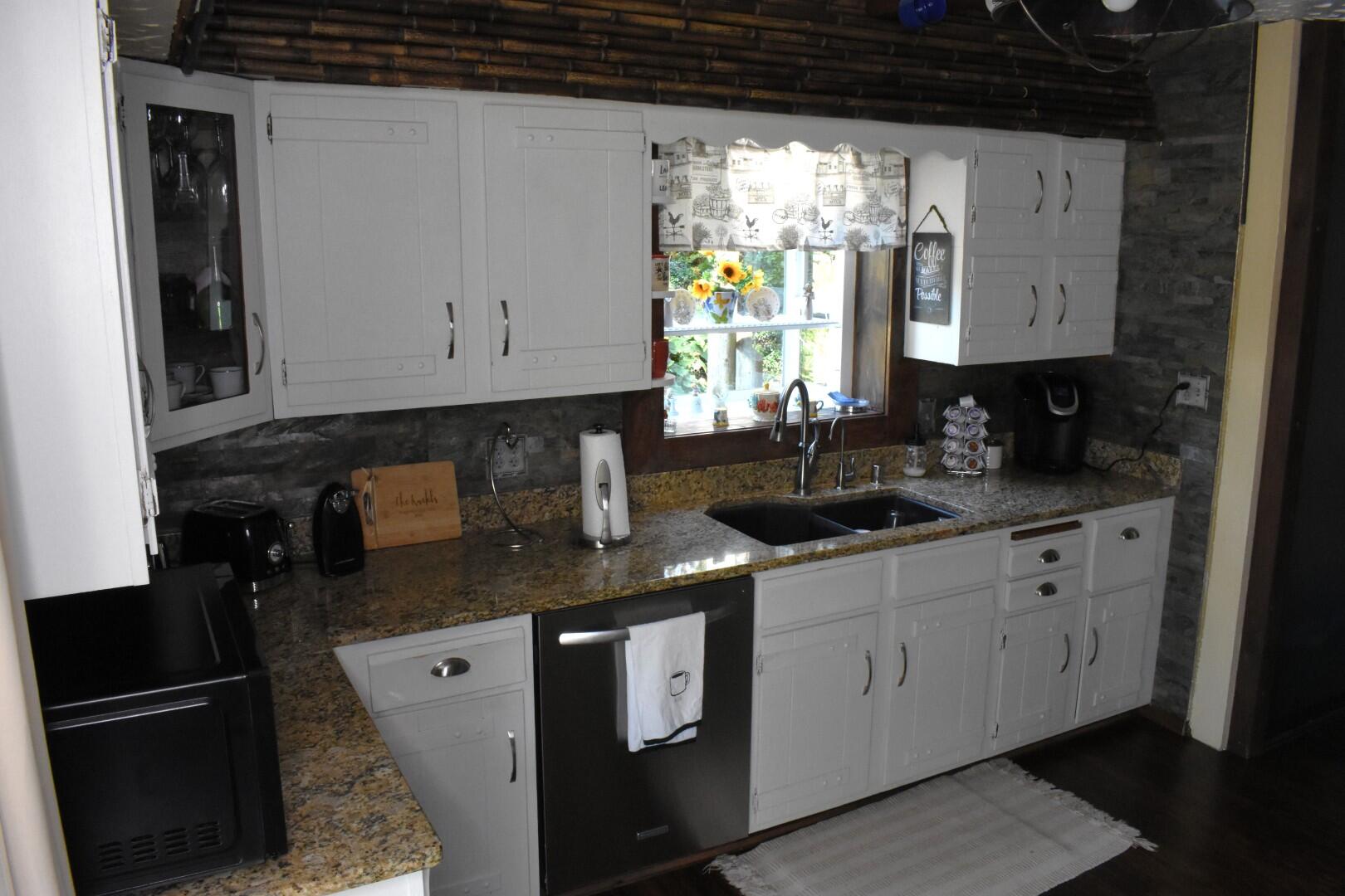 S108W34703 Jacks Bay Road Mukwonago, WI 53149 - Photo 8 of 37 DSC_1516