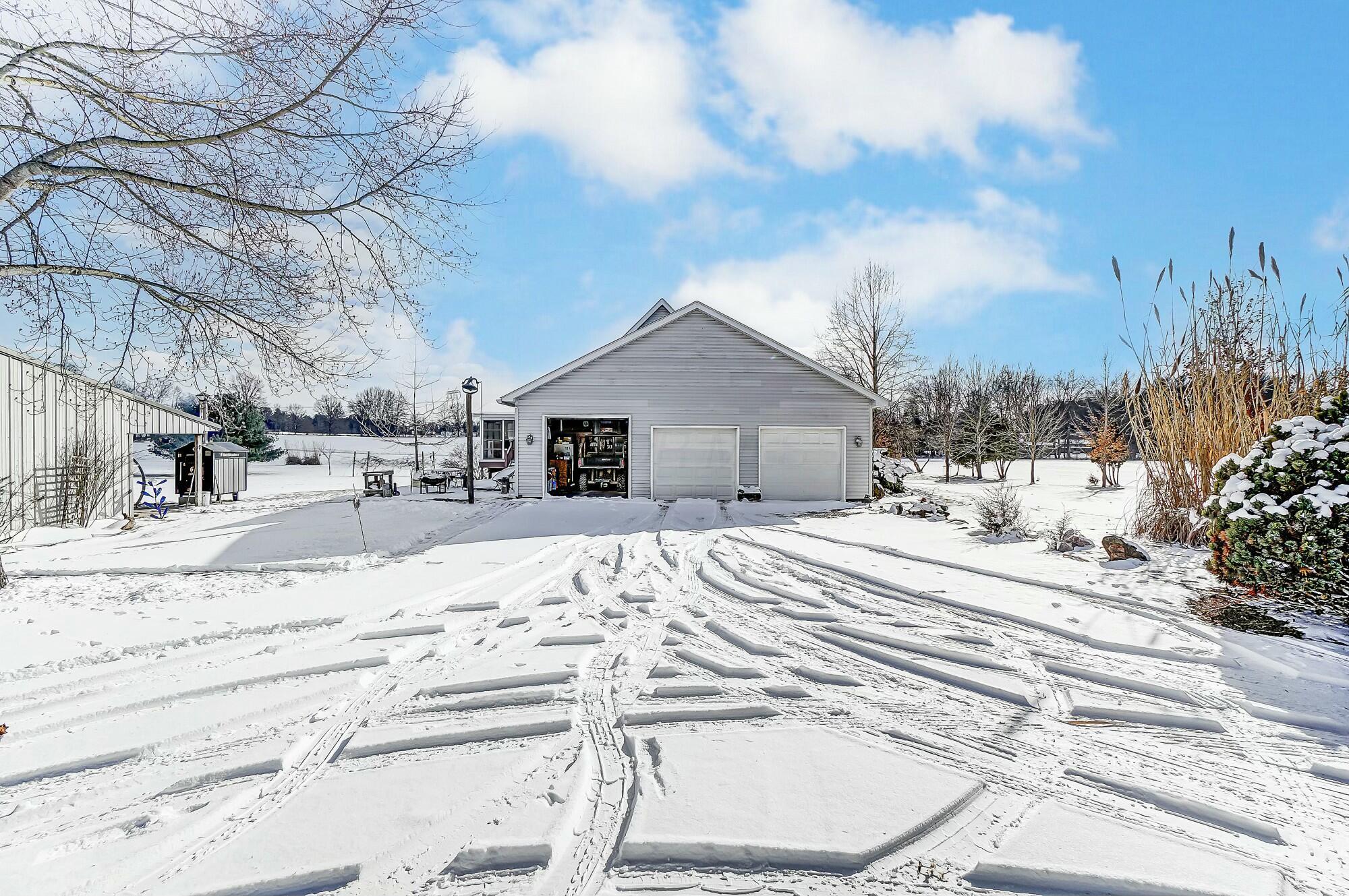 2551 Rome Corners Road Galena, OH 43021 - Photo 54 of 65 3 CAR GARAGE