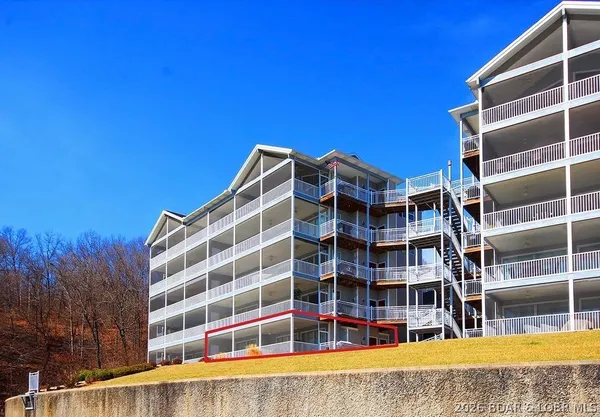 $339,900 | 985 Summer Pl Drive, Unit 1A, Camdenton, MO 65020