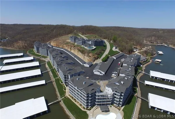$339,900 | 985 Summer Pl Drive, Unit 1A, Camdenton, MO 65020