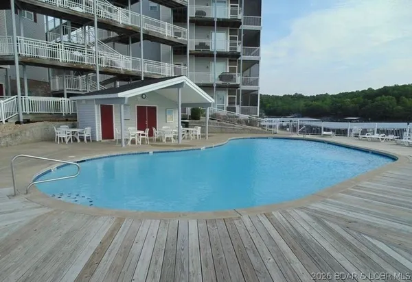 $339,900 | 985 Summer Pl Drive, Unit 1A, Camdenton, MO 65020