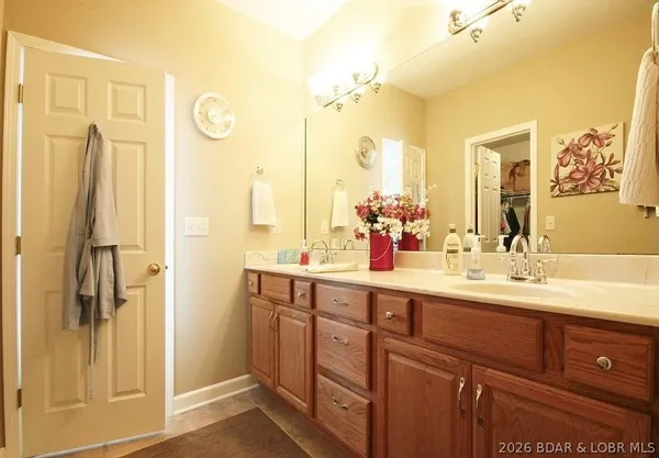 $339,900 | 985 Summer Pl Drive, Unit 1A, Camdenton, MO 65020
