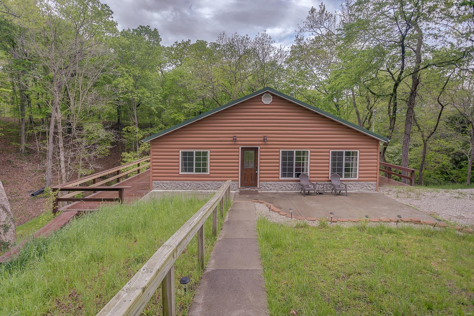 730 City Lake Road Hillsboro, IL 62049 - Photo 2 of 66 Gallery Image 2