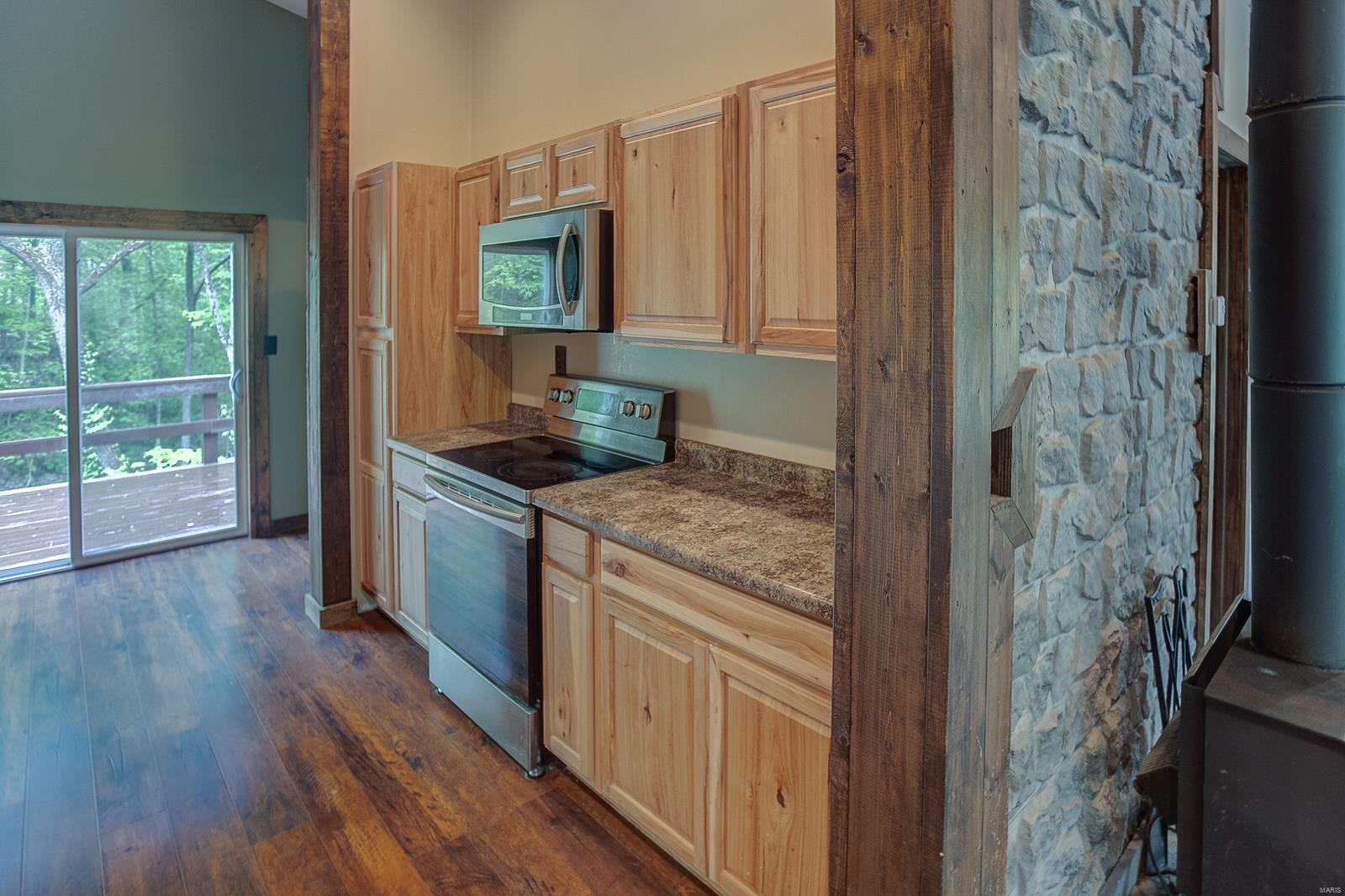 730 City Lake Road Hillsboro, IL 62049 - Photo 14 of 66 Gallery Image 14
