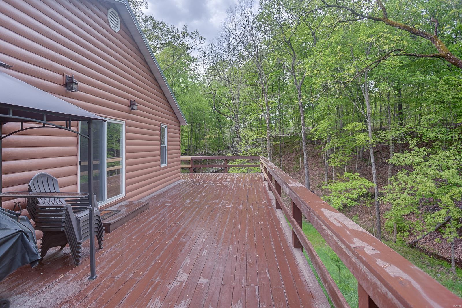 730 City Lake Road Hillsboro, IL 62049 - Photo 6 of 66 Gallery Image 6