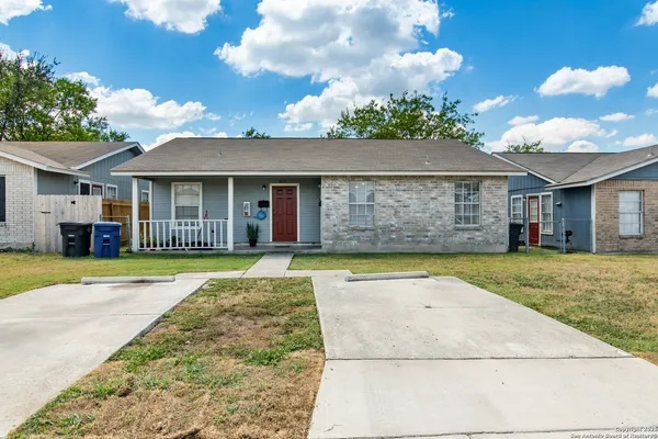 $279,900 | 812 West Olmos Drive, San Antonio, TX 78212