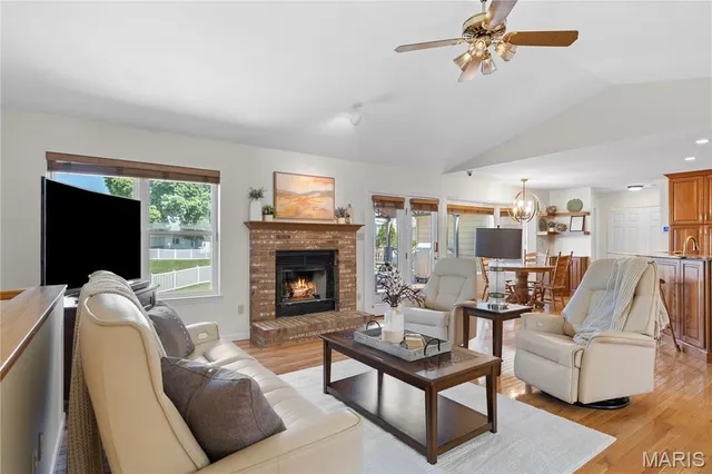 $575,000 | 2840 La Brea Drive, St. Charles, MO 63303