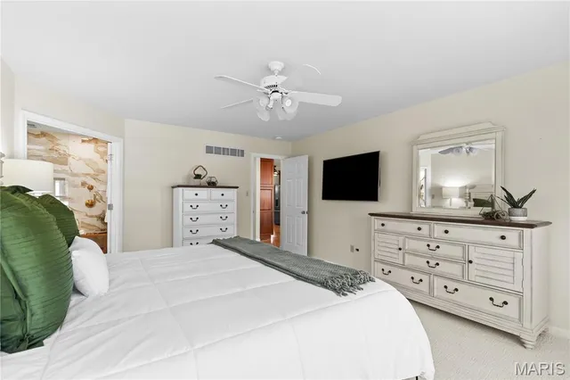 $575,000 | 2840 La Brea Drive, St. Charles, MO 63303