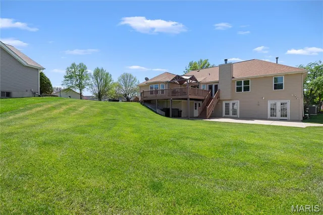 $575,000 | 2840 La Brea Drive, St. Charles, MO 63303