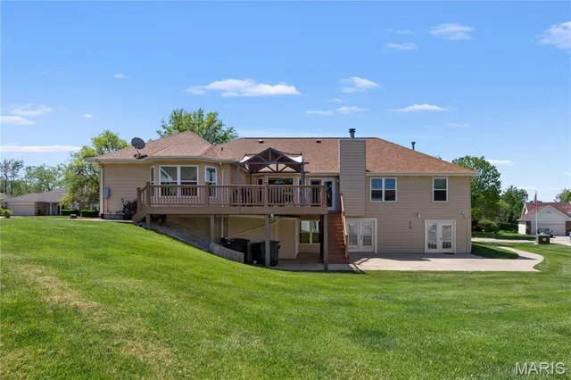 $575,000 | 2840 La Brea Drive, St. Charles, MO 63303