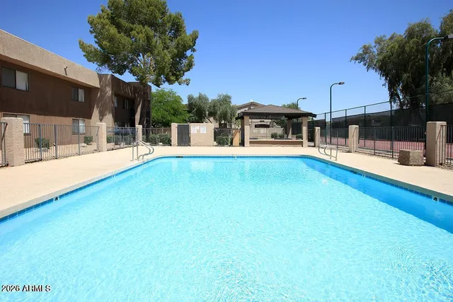 $600 | 3810 North Maryvale Parkway, Unit 2097, Phoenix, AZ 85031