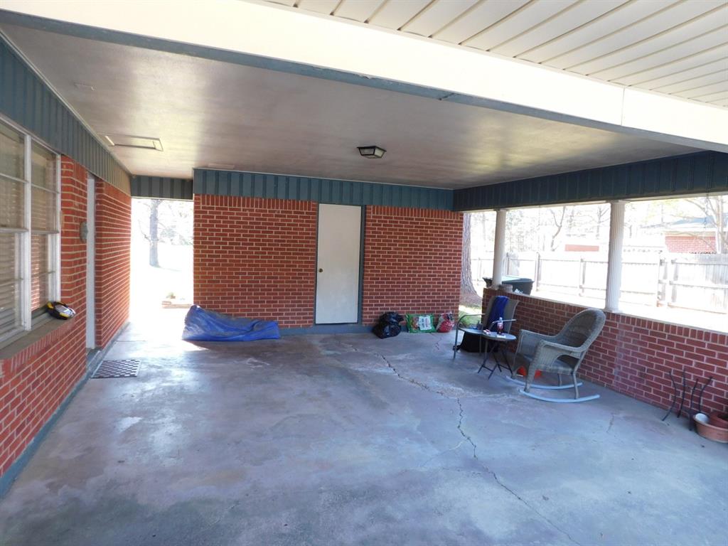 201 8th Street Southeast Springhill, LA 71075 - Photo 16 of 37