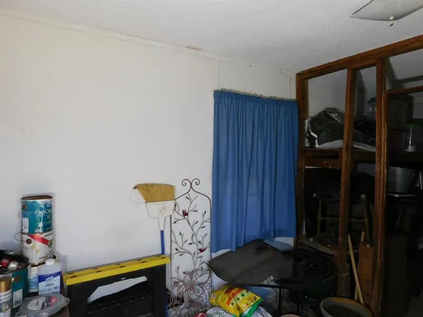 $129,900 | 201 8th Street Southeast, Springhill, LA 71075