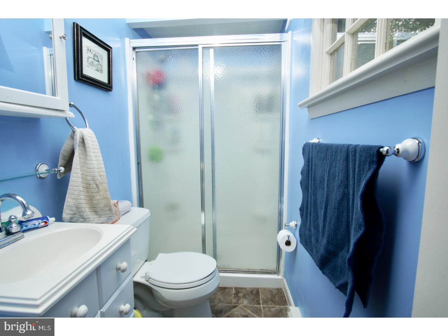 606 County Line Road Telford, PA 18969 - Photo 16 of 25 Bathroom