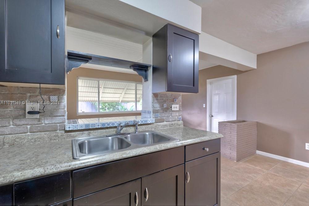 501 West Sample Road Deerfield Beach, FL 33064 - Photo 14 of 37