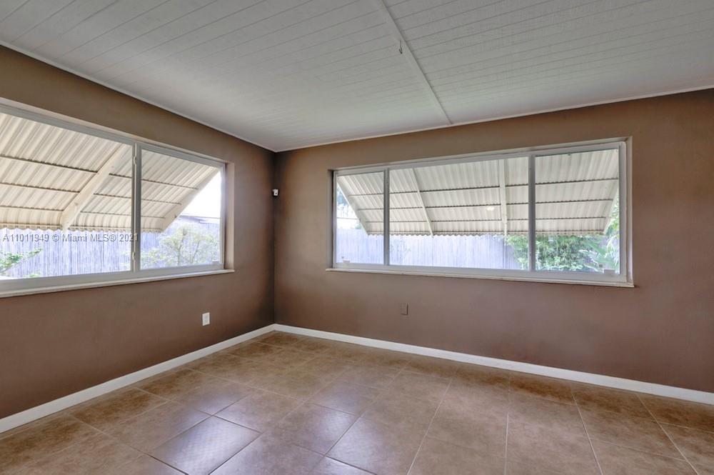 501 West Sample Road Deerfield Beach, FL 33064 - Photo 15 of 37