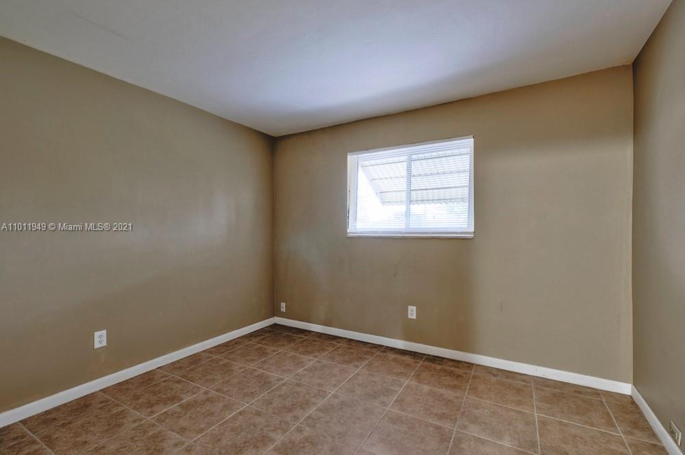 501 West Sample Road Deerfield Beach, FL 33064 - Photo 26 of 37