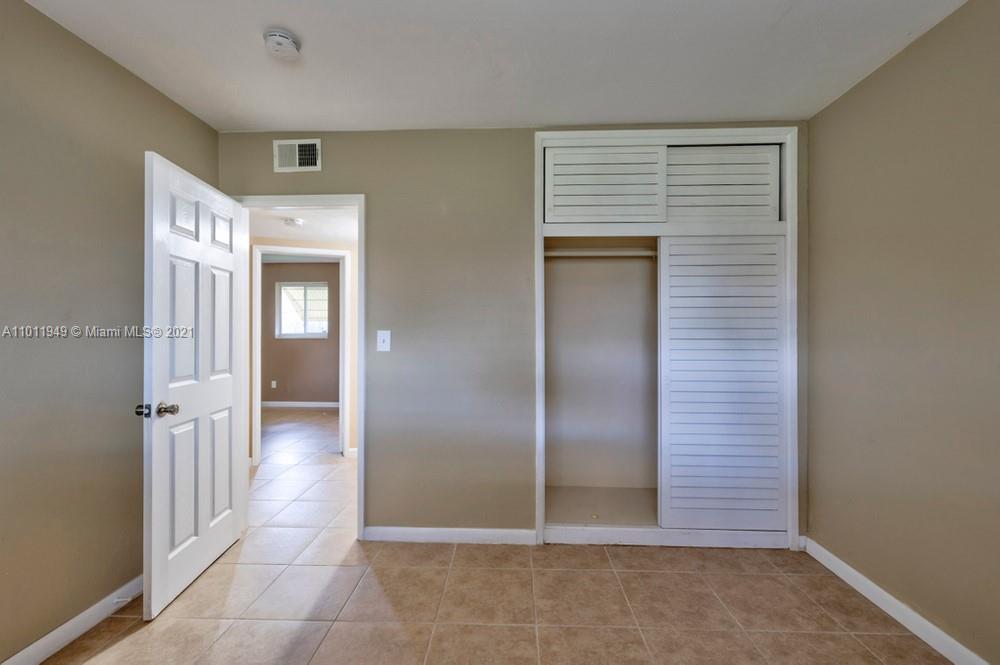 501 West Sample Road Deerfield Beach, FL 33064 - Photo 27 of 37