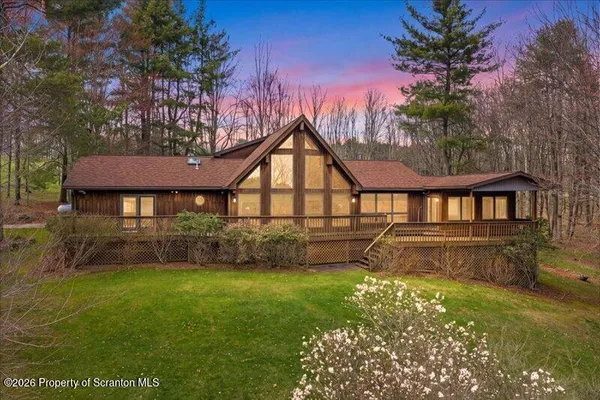 $749,000 | 59 Steamers Lane, New Milford, PA 18834