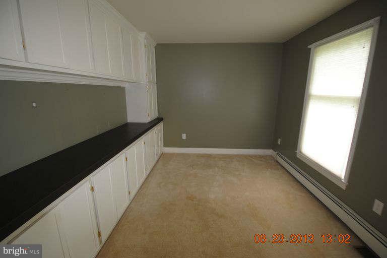 1632 Chestnut Grove Road Winchester, VA 22603 - Photo 13 of 20 Interior (General)