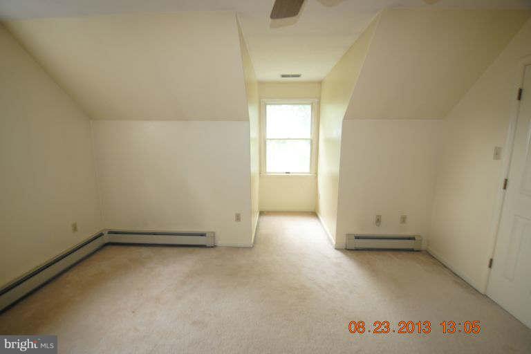 1632 Chestnut Grove Road Winchester, VA 22603 - Photo 15 of 20 Bedroom