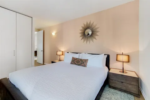 777 6th Avenue, Unit 10C | Chelsea