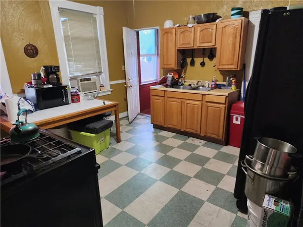 $729,900 | 132 Putnam Street, Providence, RI 02909