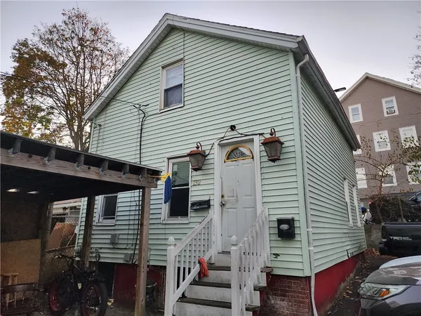 $729,900 | 132 Putnam Street, Providence, RI 02909