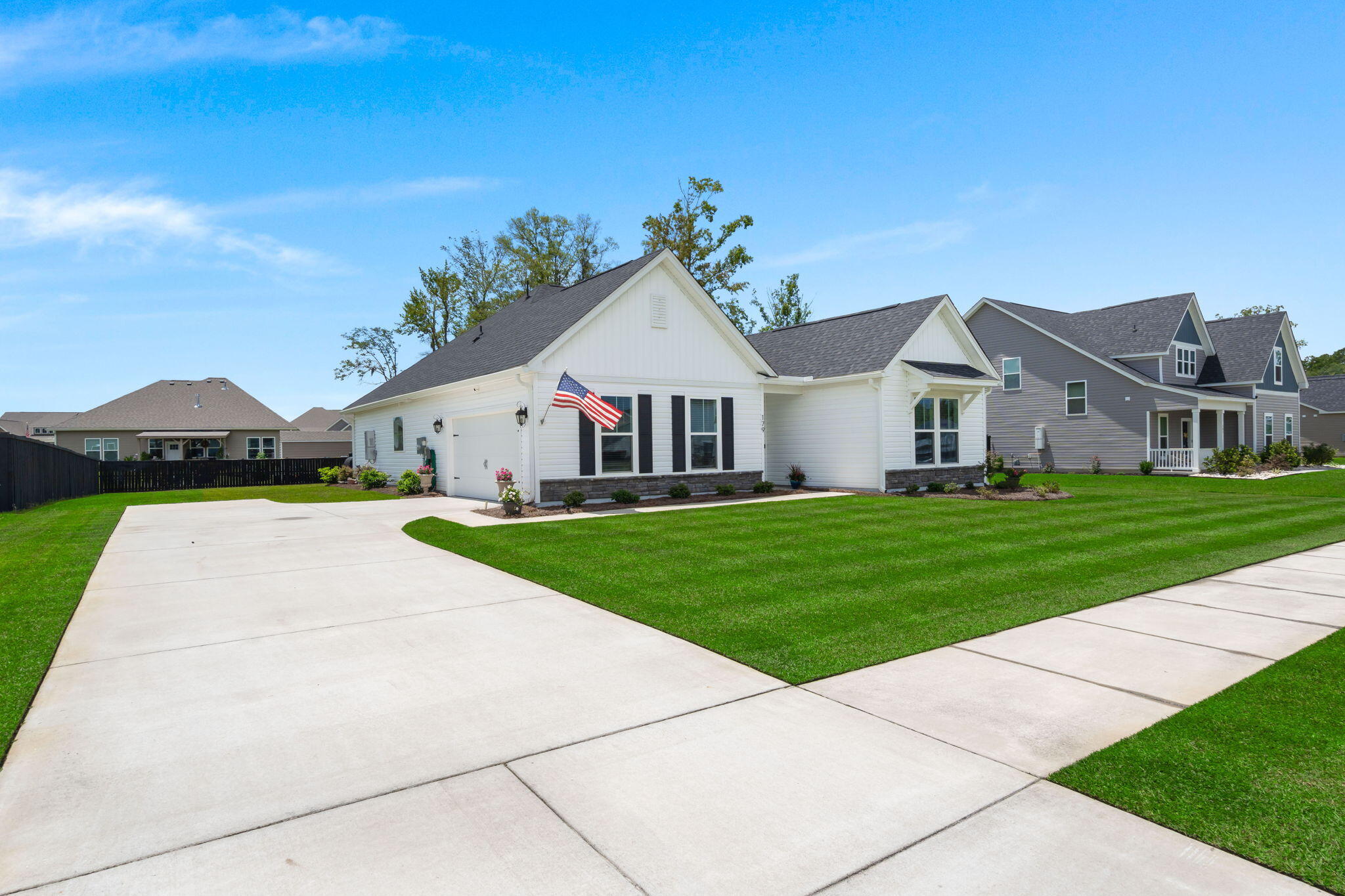 179 Darby Mdw Lane Ridgeville, SC 29472 - Photo 4 of 38 Long Driveway w/ Extended Parking Pad