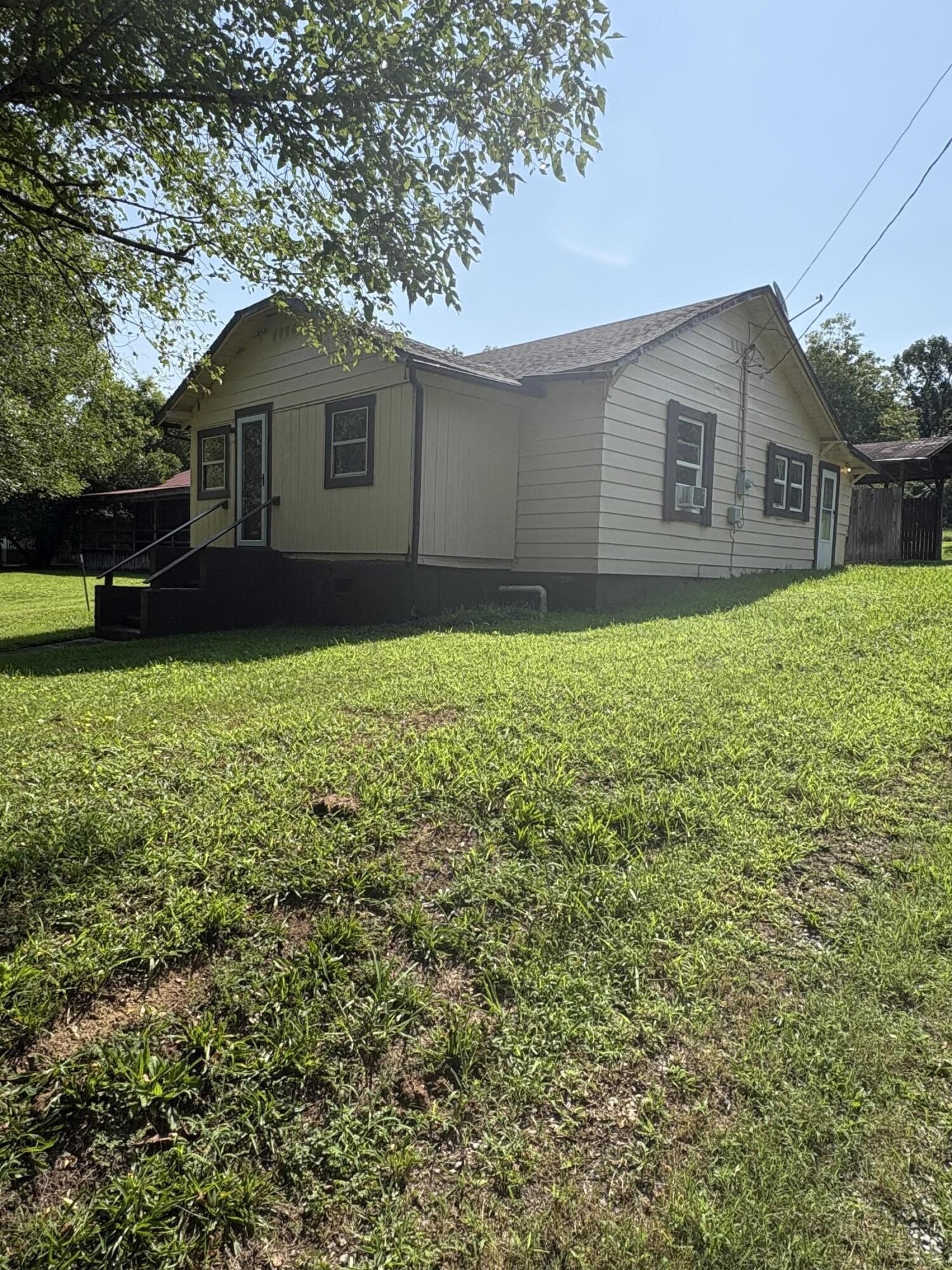1117 Bledsoe Road Etowah, TN 37331 - Photo 2 of 16 Gallery Image 2