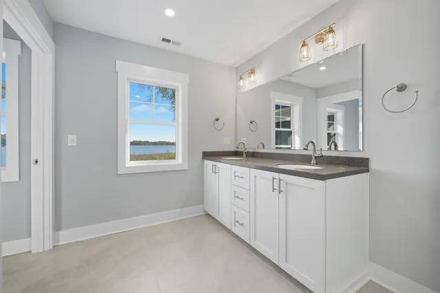 $895,000 | 51 Ln 345 Crooked Lake, Angola, IN 46703