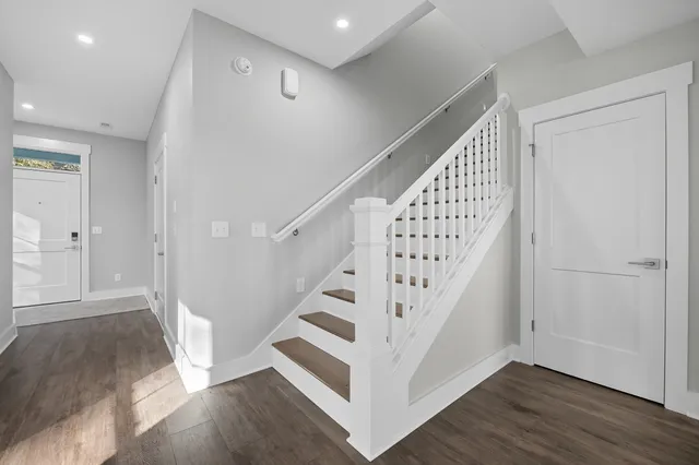 $895,000 | 51 Ln 345 Crooked Lake, Angola, IN 46703