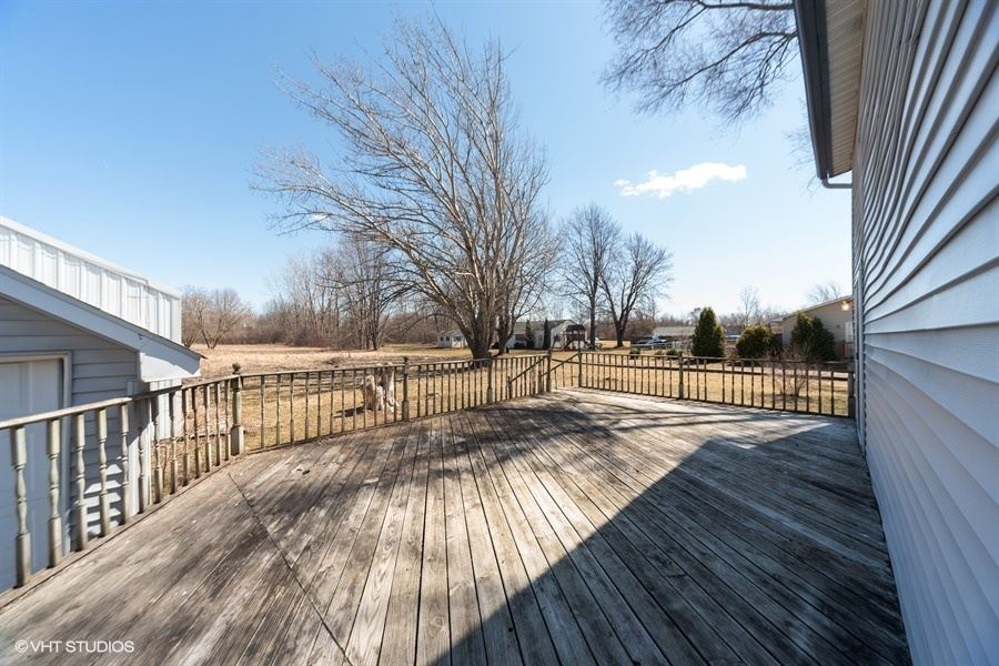 5245 Torrey Road Flint, MI 48507 - Photo 22 of 24 31376382-21.JPG