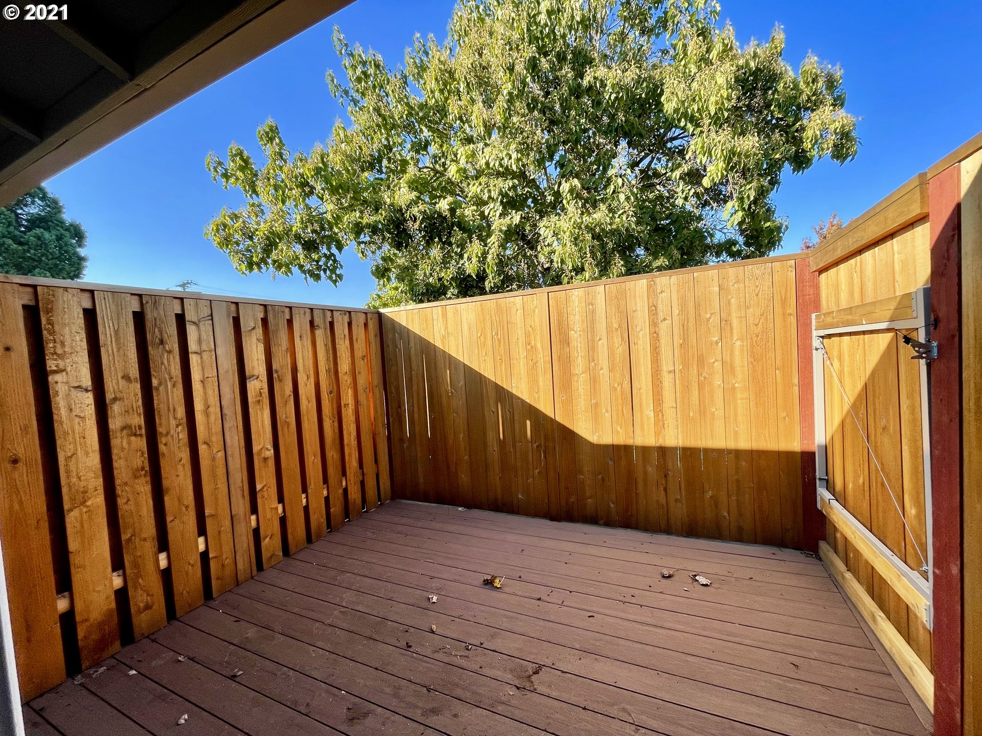 994 West L Street Springfield, OR 97477 - Photo 25 of 26